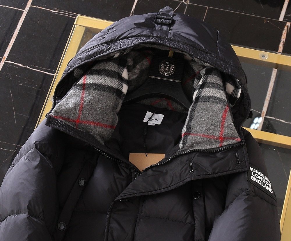 Burberry Hooded Short Down Jacket