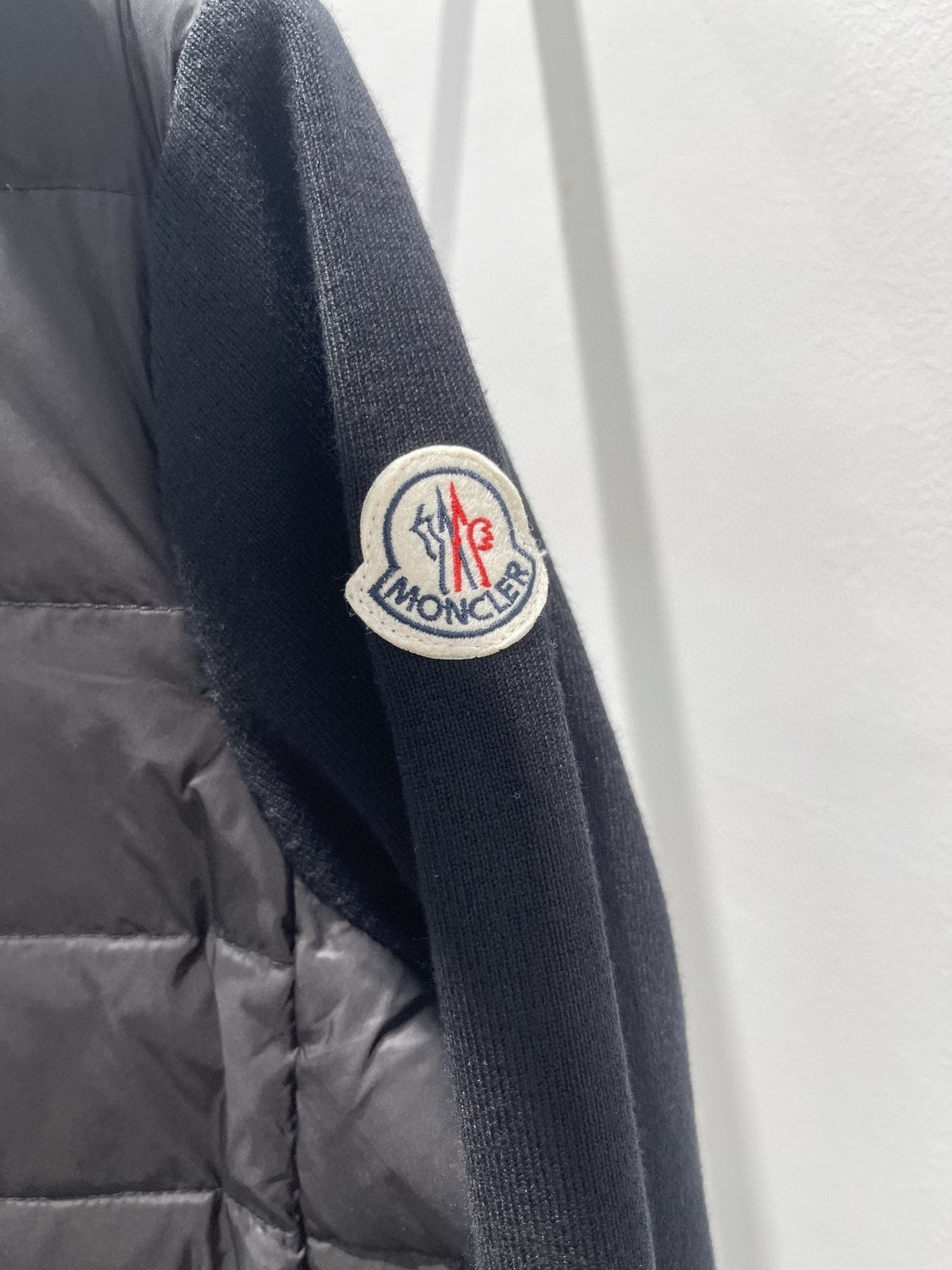 Moncler Quilted Knit-Sleeve Down Jacket