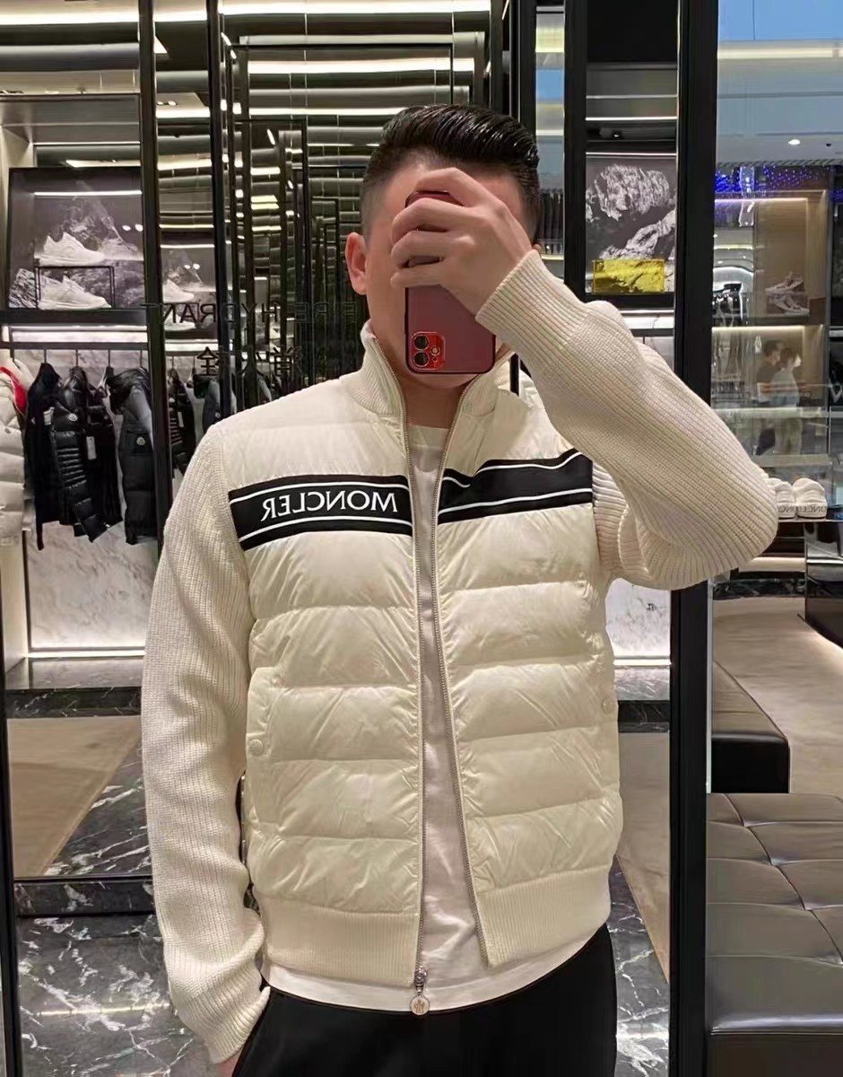 Moncler Quilted Knit-Sleeve Down Jacket