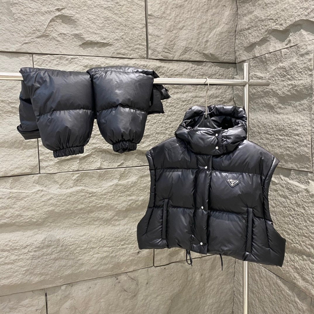 Prada Women's Cropped Convertible Puffer Jacket