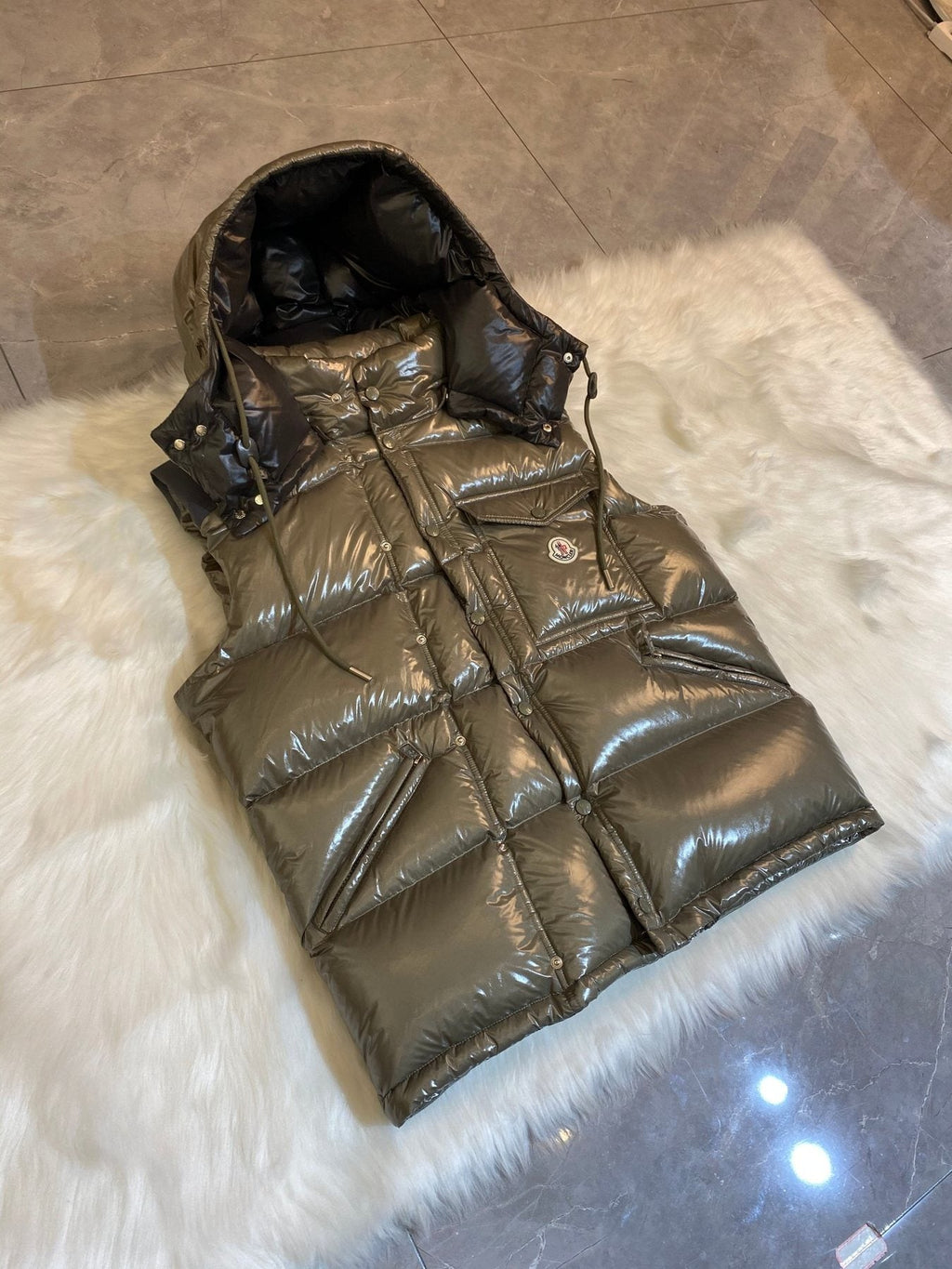 Moncler Glossy Convertible Puffer Coat
