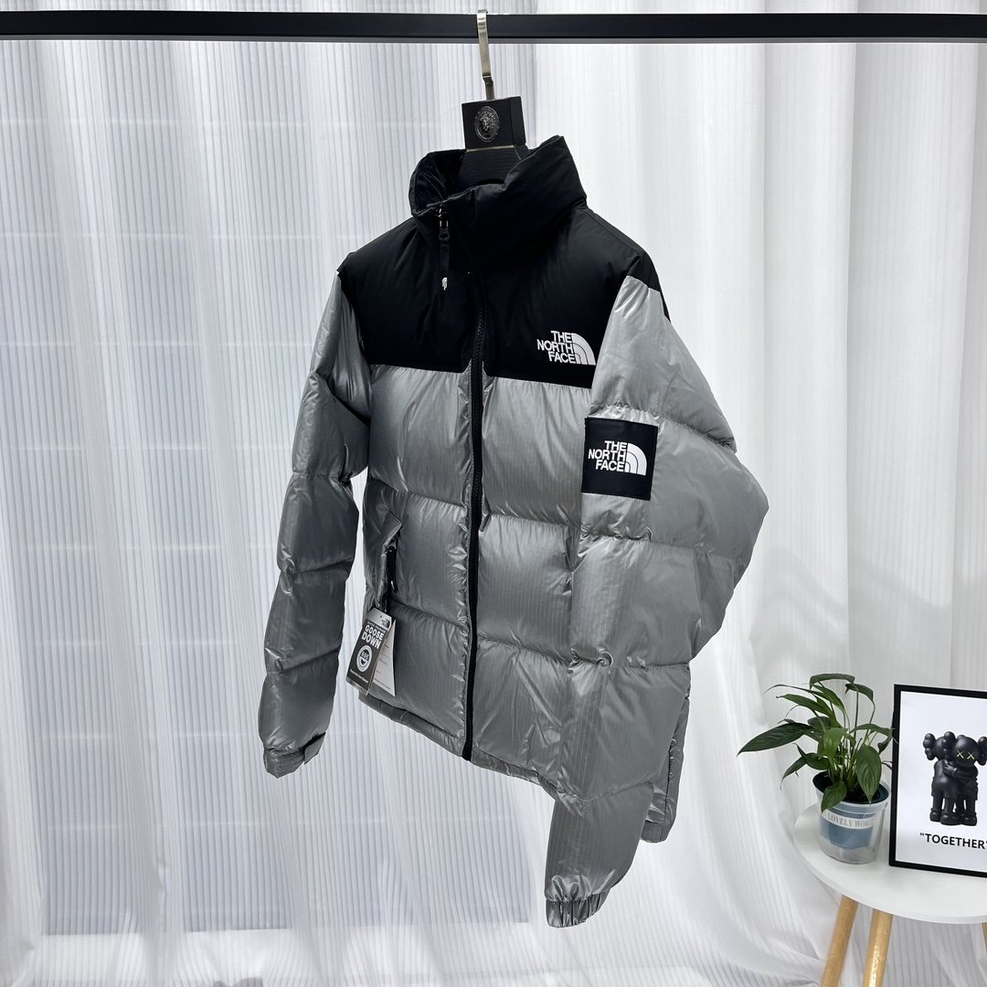 The North Face Color-Block Quilted Puffer Jacket