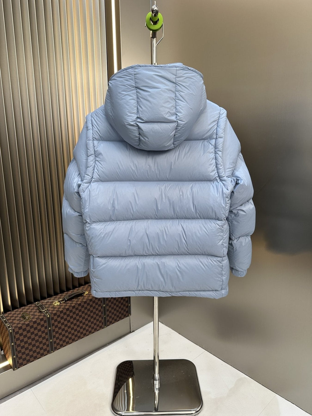 Moncler Convertible-Sleeve Hooded Puffer Coat