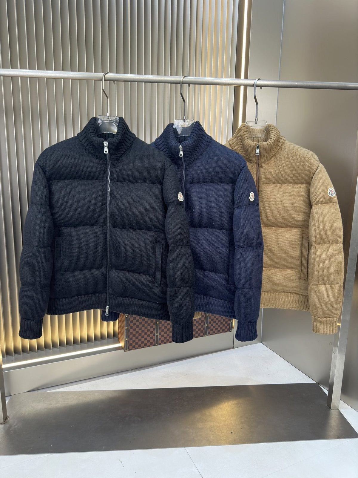 Moncler Quilted Knit-Sleeve Puffer Coat