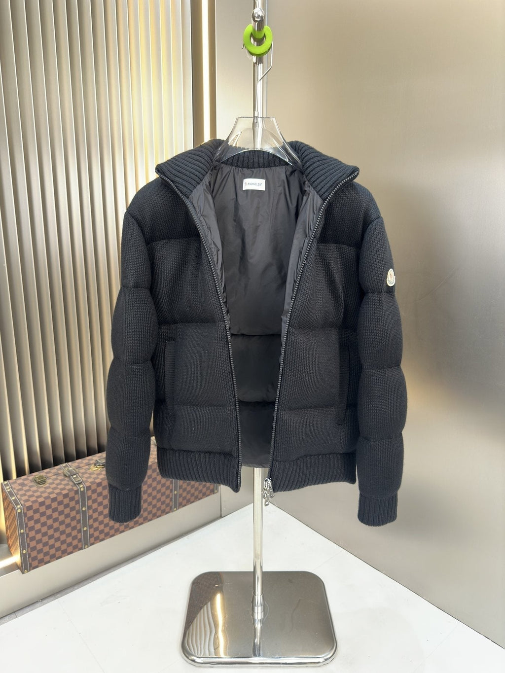 Moncler Quilted Knit-Sleeve Puffer Coat