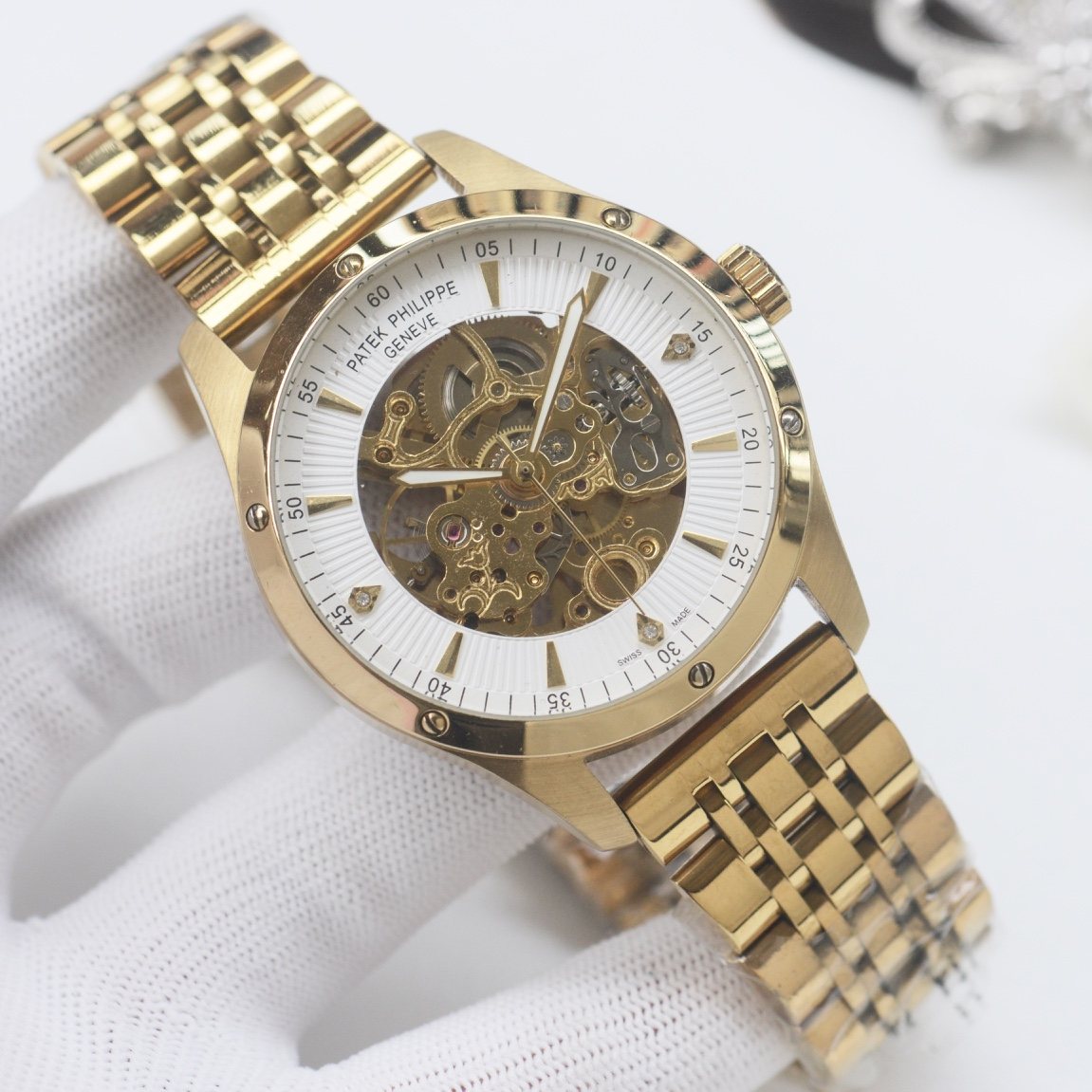 PATEK PHILIPPE Gold White Bracelet Watch