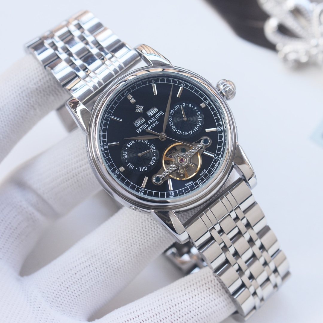PATEK PHILIPPE Silver Black Dial Bracelet Watch