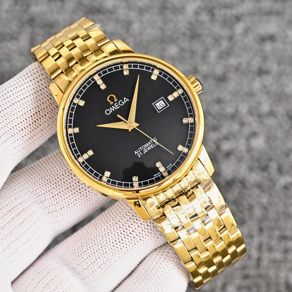 Gold Black Dial Bracelet Watch
